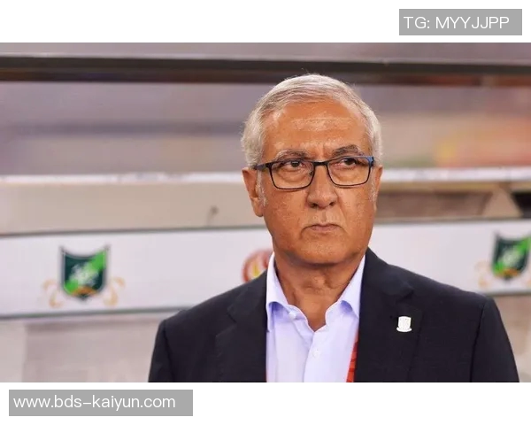 塞维总监：塞维主席小德尔尼多一天在俱乐部工作16小时