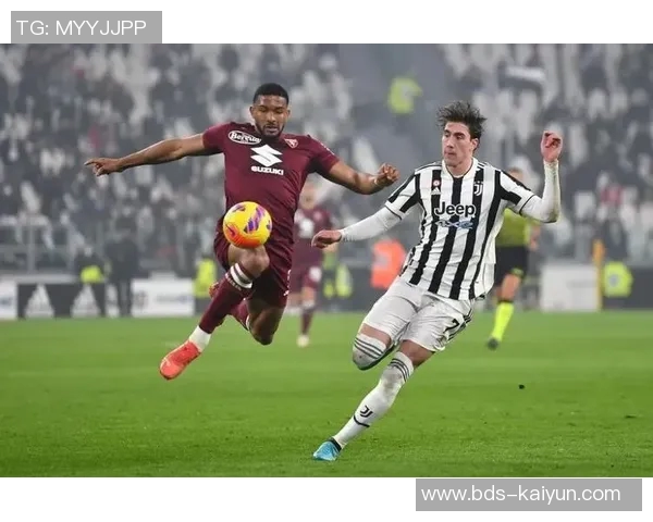 法媒：巴萨、拜仁、米兰和尤文关注南特17岁中卫塔蒂，未来潜力无限！